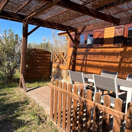 La Roulotte Du Mas Villa Сен Мари де ла Мер Екстериор снимка